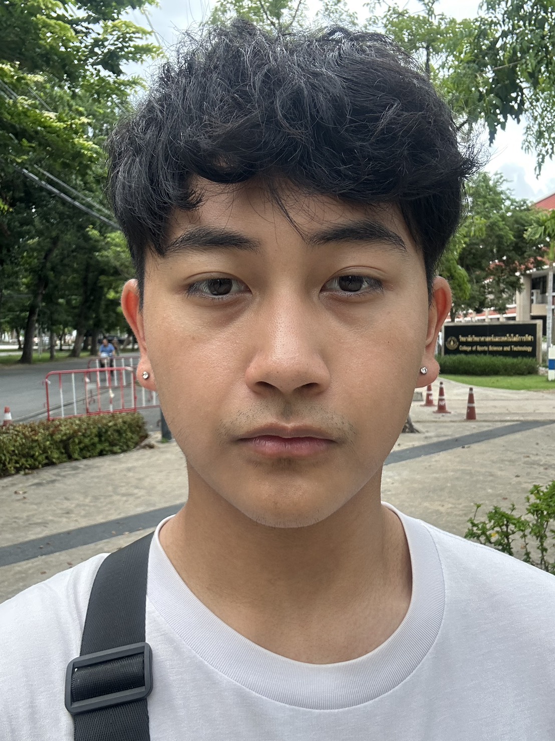 รัฐธนินท์  ฉัตรบารมีโชติ